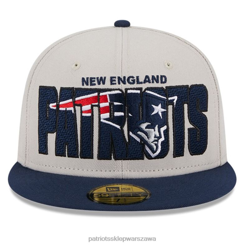 Patriots Jersey mężczyźni czapka z daszkiem new era stone/navy 2023 nfl draft on stage 59fifty Akcesoria 6RBB115