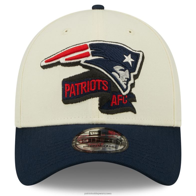 Patriots Jersey mężczyźni kremowa/granatowa czapka new era 2022 sideline 39thirty 2-tone flex Akcesoria 6RBB285